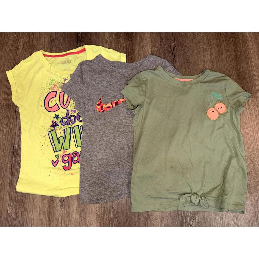 Set of 3 Girls' Short Sleeve T-Shirts - Nike and Graphic Tees